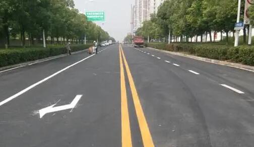 道路劃線的標(biāo)準(zhǔn)尺寸，道路劃線的寬度是多少？