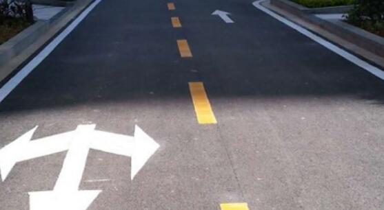 蘇州小區(qū)道路劃線施工方案  小區(qū)道路劃線施工方案怎么寫？